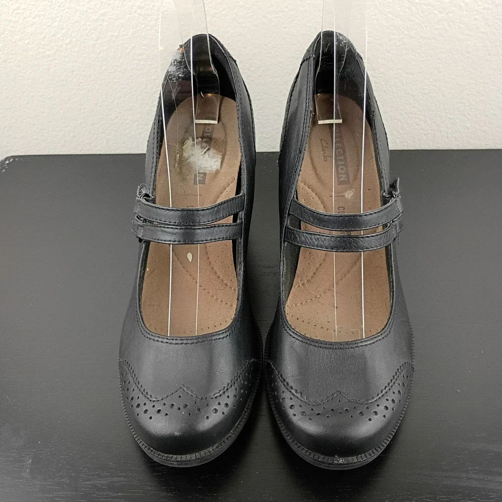 Clarks Collection Black Leather Wingtip Mary Jane Block Heel Pumps Womens 8 M